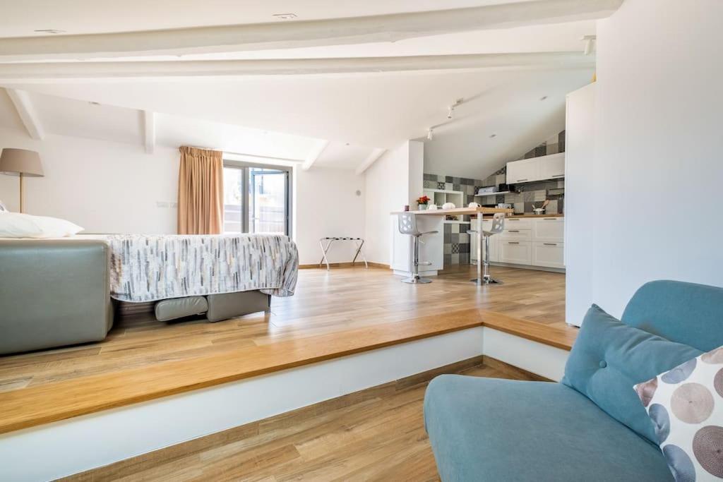 Apartmán Domus Coppola CTA Exteriér fotografie