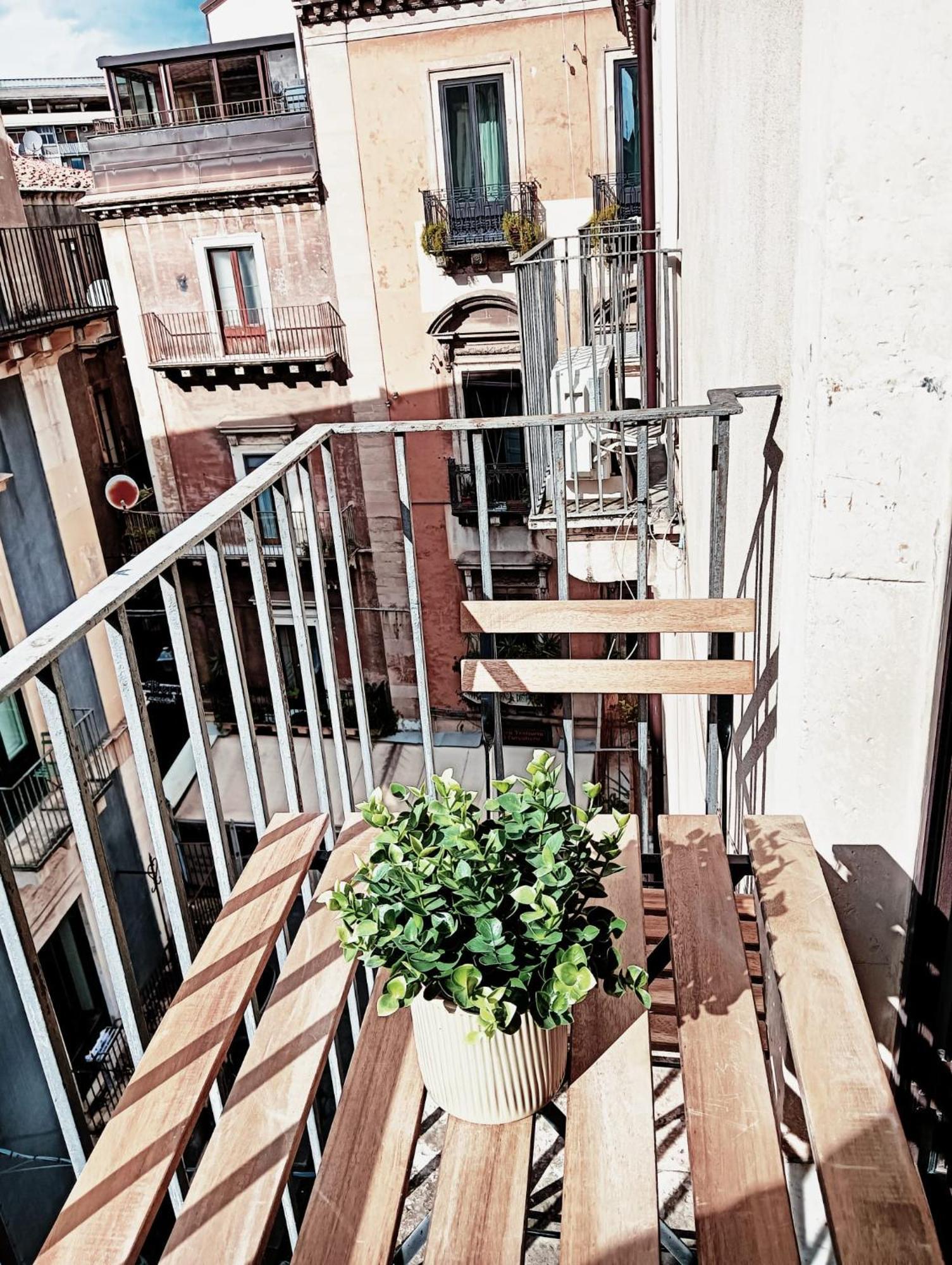 Apartmán Domus Coppola CTA Exteriér fotografie
